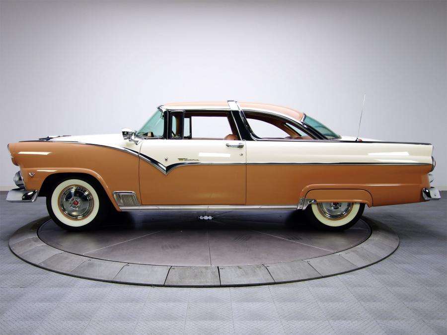  Ford Fairlane Crown Victoria Hardtop 1955 года  (фото 30 из 55)